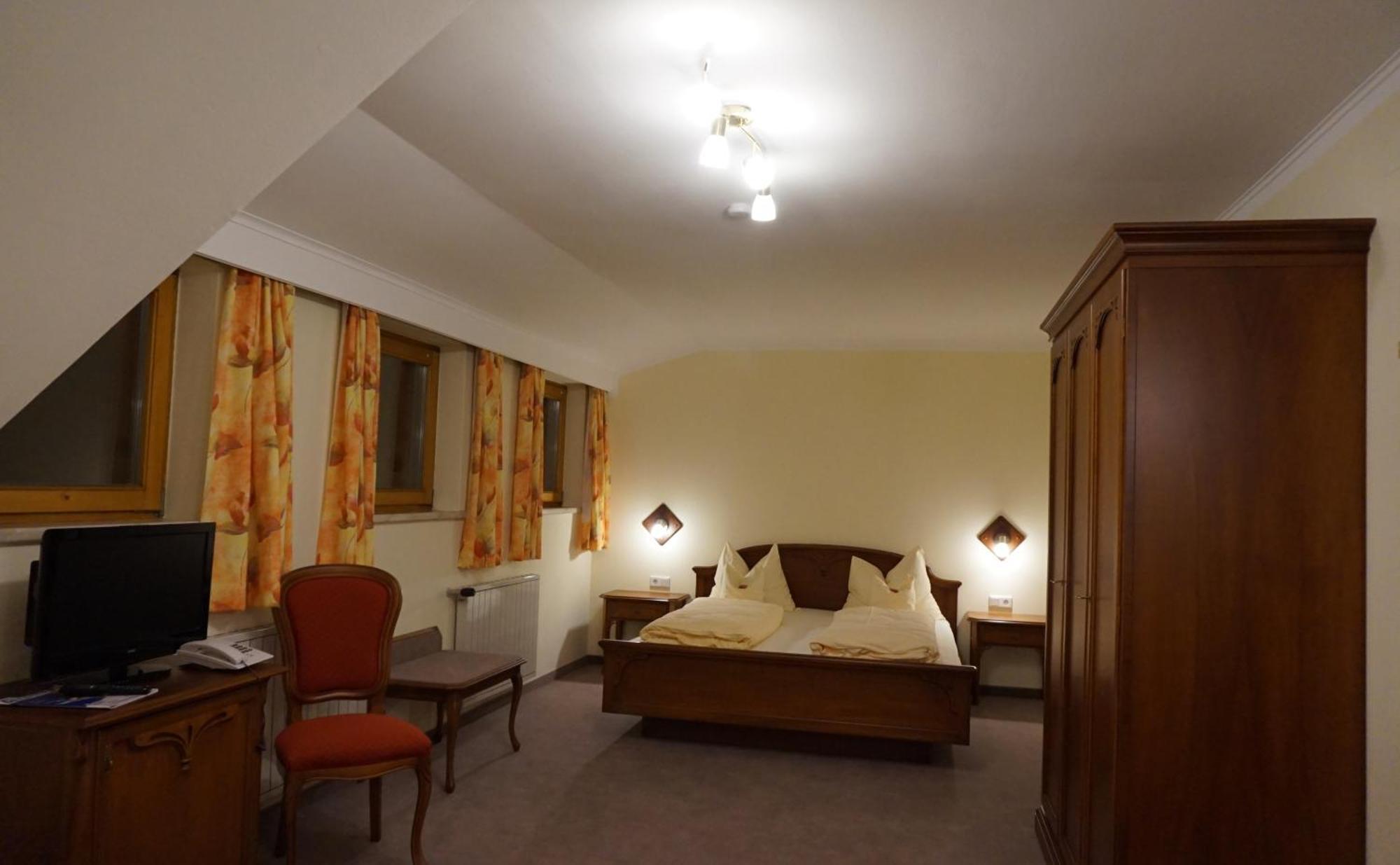 Landhotel Pacher Obervellach Room photo